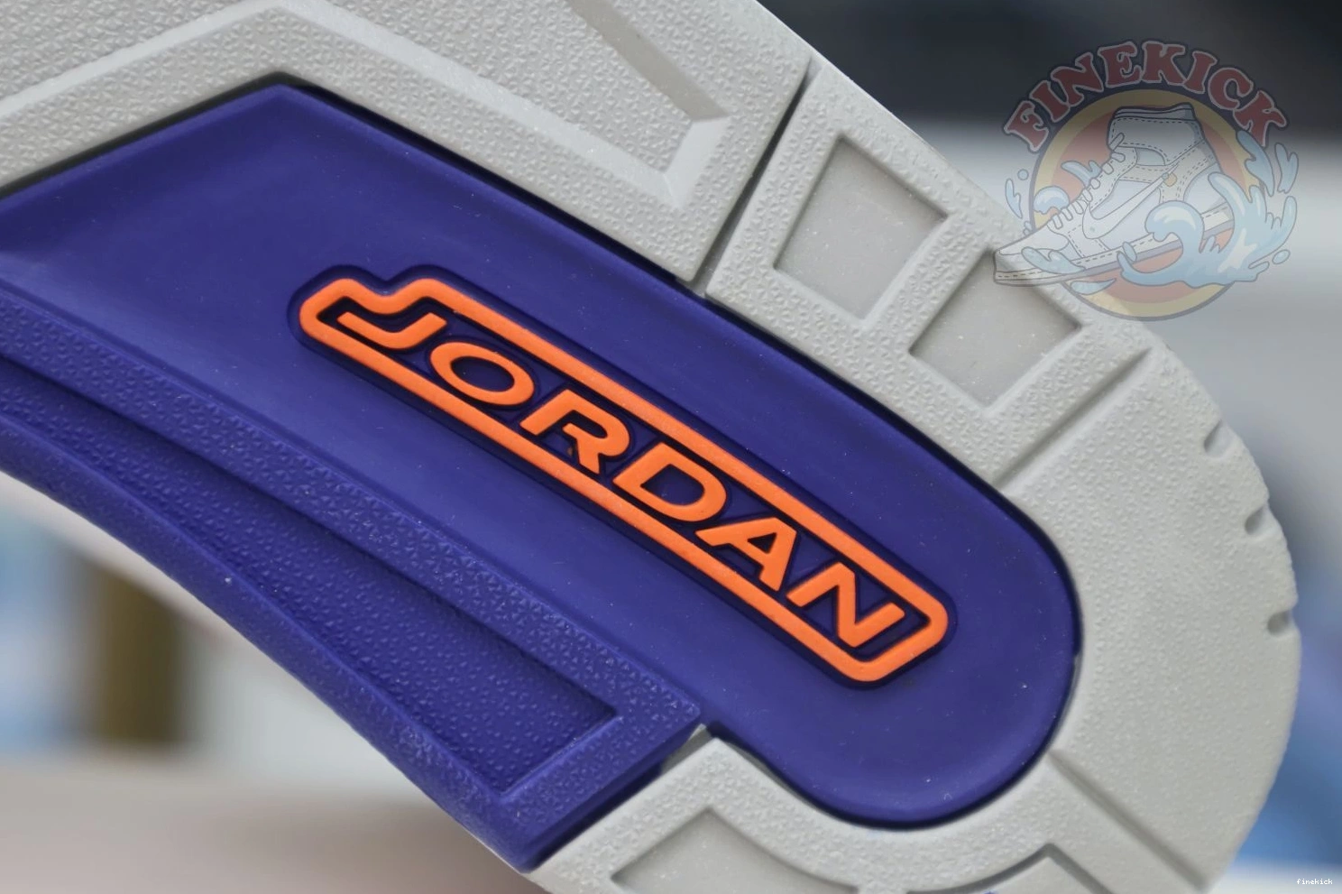 RETRO AIR 3 JORDAN 'KNICKS' 0922
